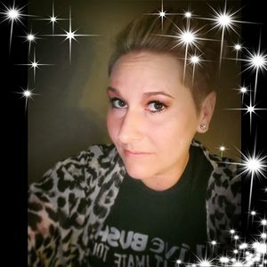 Meet your Posher, Karie